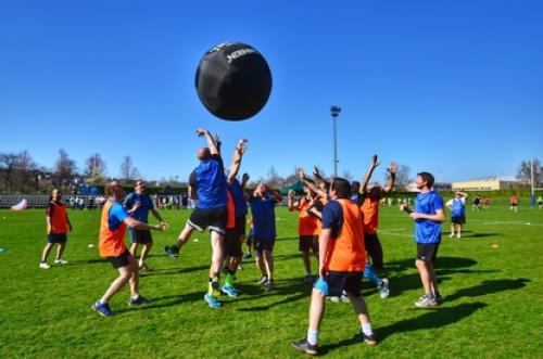 Vous connaissez la Kin Ball ?